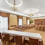 Mercure Magyar Kiraly Hotel