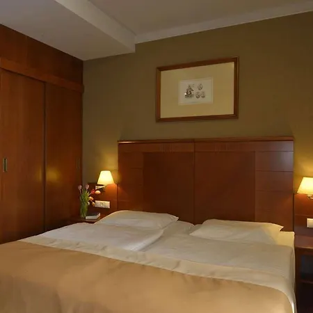 Mercure Magyar Kiraly
