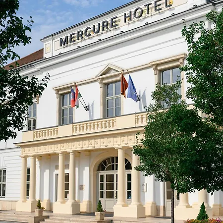 Mercure Magyar Kiraly Hotel 4*