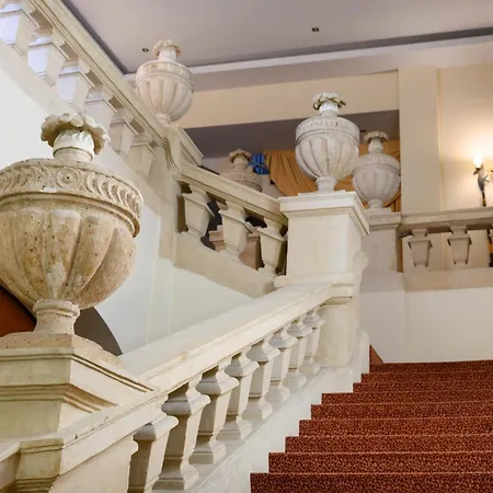 Hotel Mercure Magyar Kiraly 4*