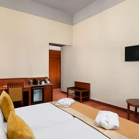 Mercure Magyar Kiraly 호텔 Székesfehérvár