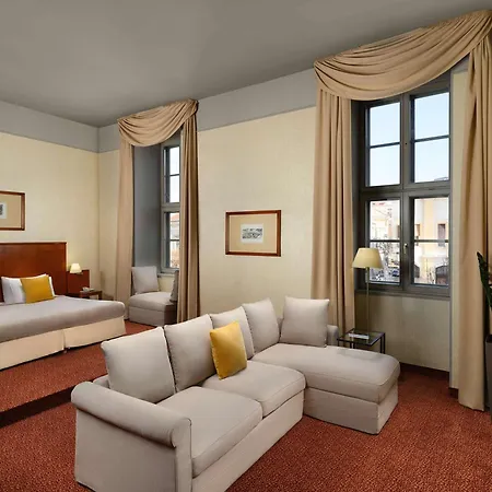 Mercure Magyar Kiraly Hotel 4*
