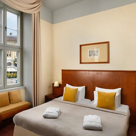 Mercure Magyar Kiraly מלון Székesfehérvár