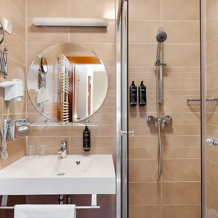 Mercure Magyar Kiraly Ξενοδοχείο