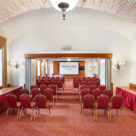 Ξενοδοχείο Mercure Magyar Kiraly Székesfehérvár