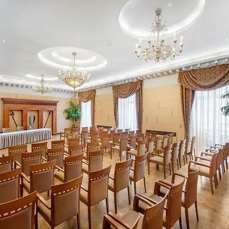 Szálloda Magyar Király Székesfehérvár