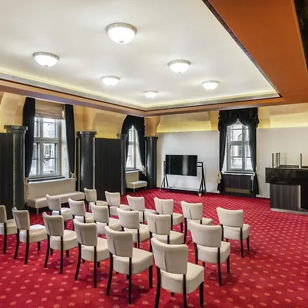 Mercure Magyar Kiraly 4* Székesfehérvár