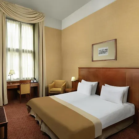 Mercure Magyar Kiraly Hotel 4*