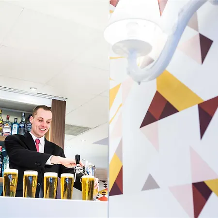 Hotel Mercure Magyar Kiraly 4*