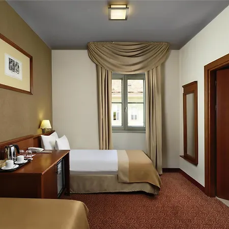 Mercure Magyar Kiraly 4* Székesfehérvár