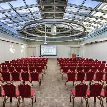 Mercure Magyar Kiraly 4* Székesfehérvár