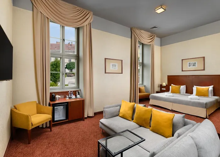 Mercure Magyar Kiraly 酒店 4*