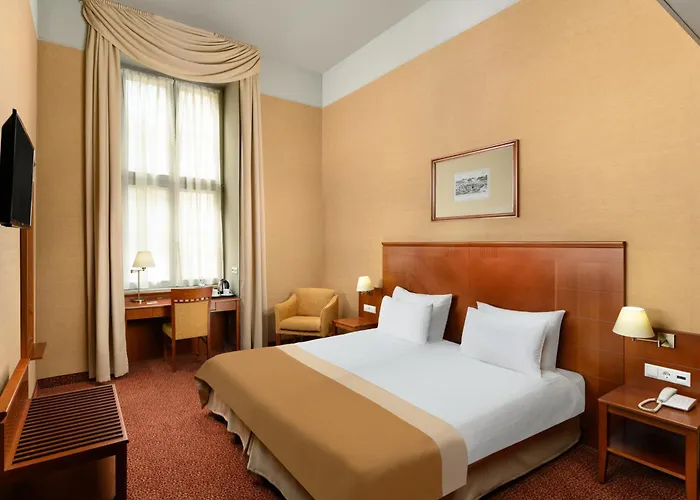 Mercure Magyar Kiraly 酒店 Székesfehérvár