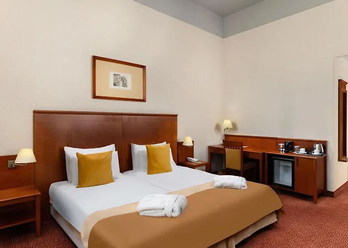 Mercure Magyar Kiraly מלון Székesfehérvár