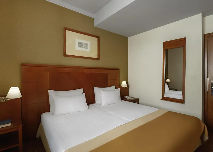 מלון Mercure Magyar Kiraly Székesfehérvár