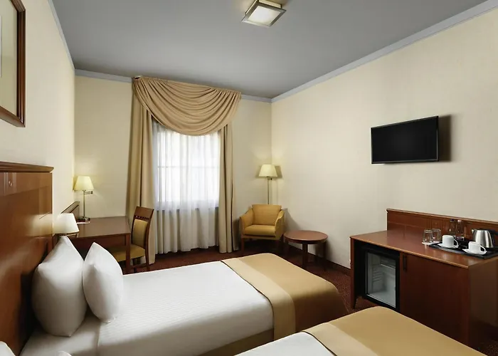 Mercure Magyar Kiraly 4*