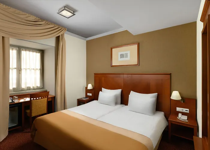 Mercure Magyar Kiraly Ξενοδοχείο Székesfehérvár