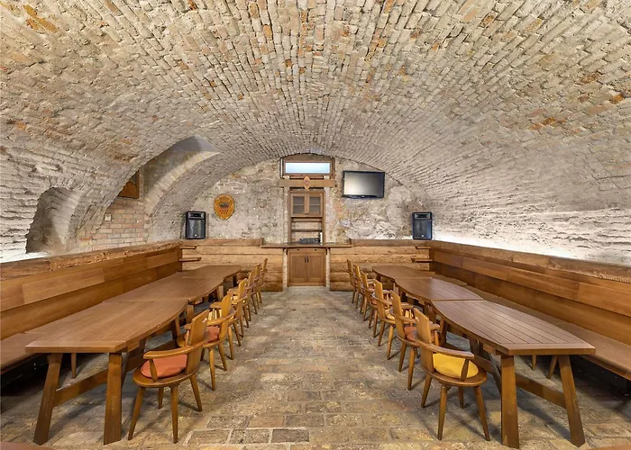 Hotel Mercure Magyar Kiraly 4*