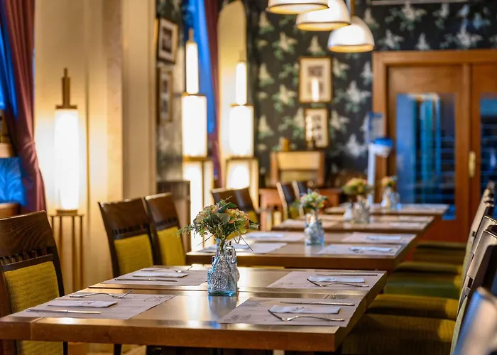 Mercure Magyar Kiraly מלון