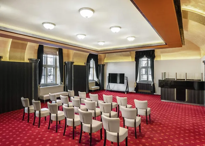 Mercure Magyar Kiraly 4* Székesfehérvár