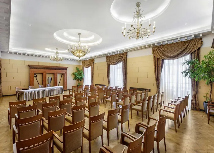 Mercure Magyar Kiraly 4*