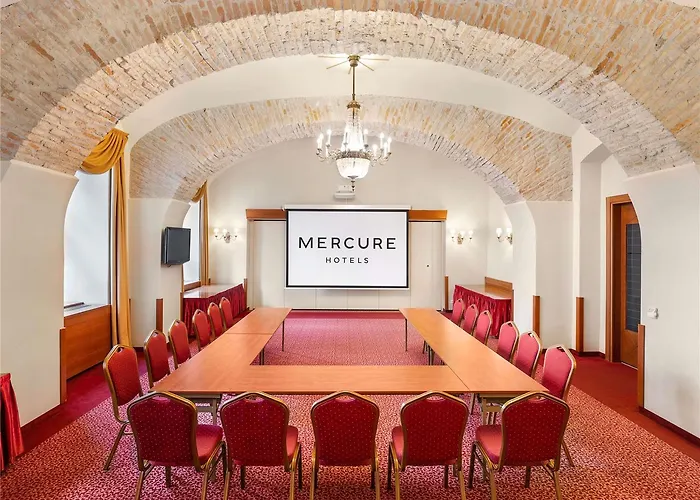 酒店 Mercure Magyar Kiraly 4*